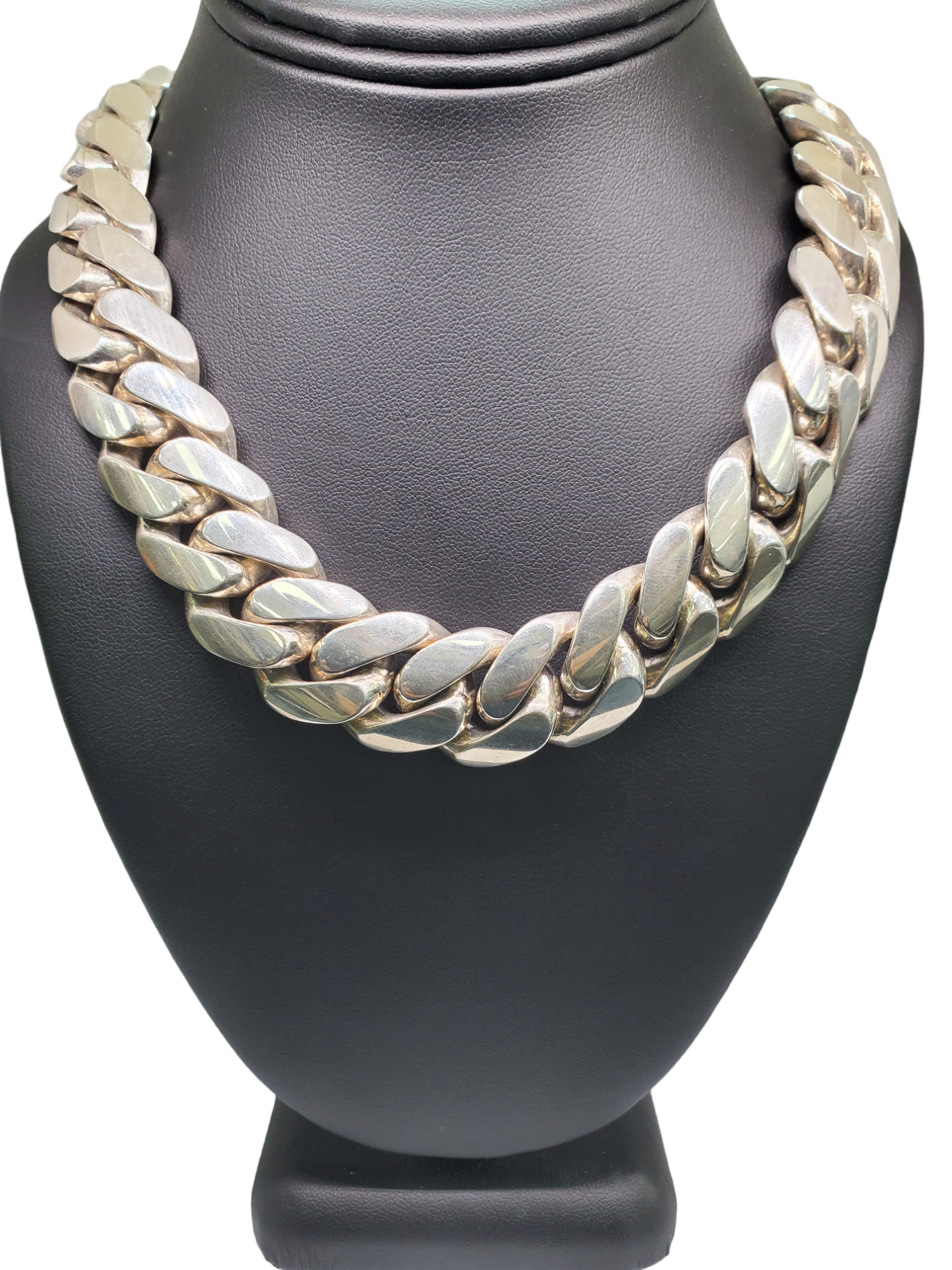 Handmade Cuban link Chain. .925 sterling silver. 22 mm 24 Inch 724 grams