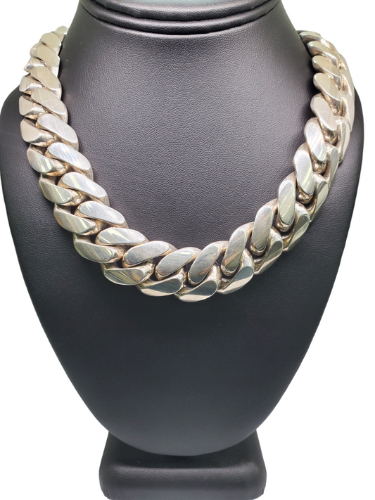 Handmade Cuban link Chain. .925 sterling silver. 22 mm/24 Inch/724 grams